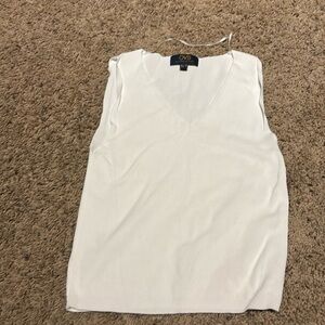 Sleeveless summer sweater.